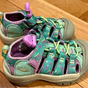 KEEN Newport H2 Toddler Girl Hiking Sandals - Size 8